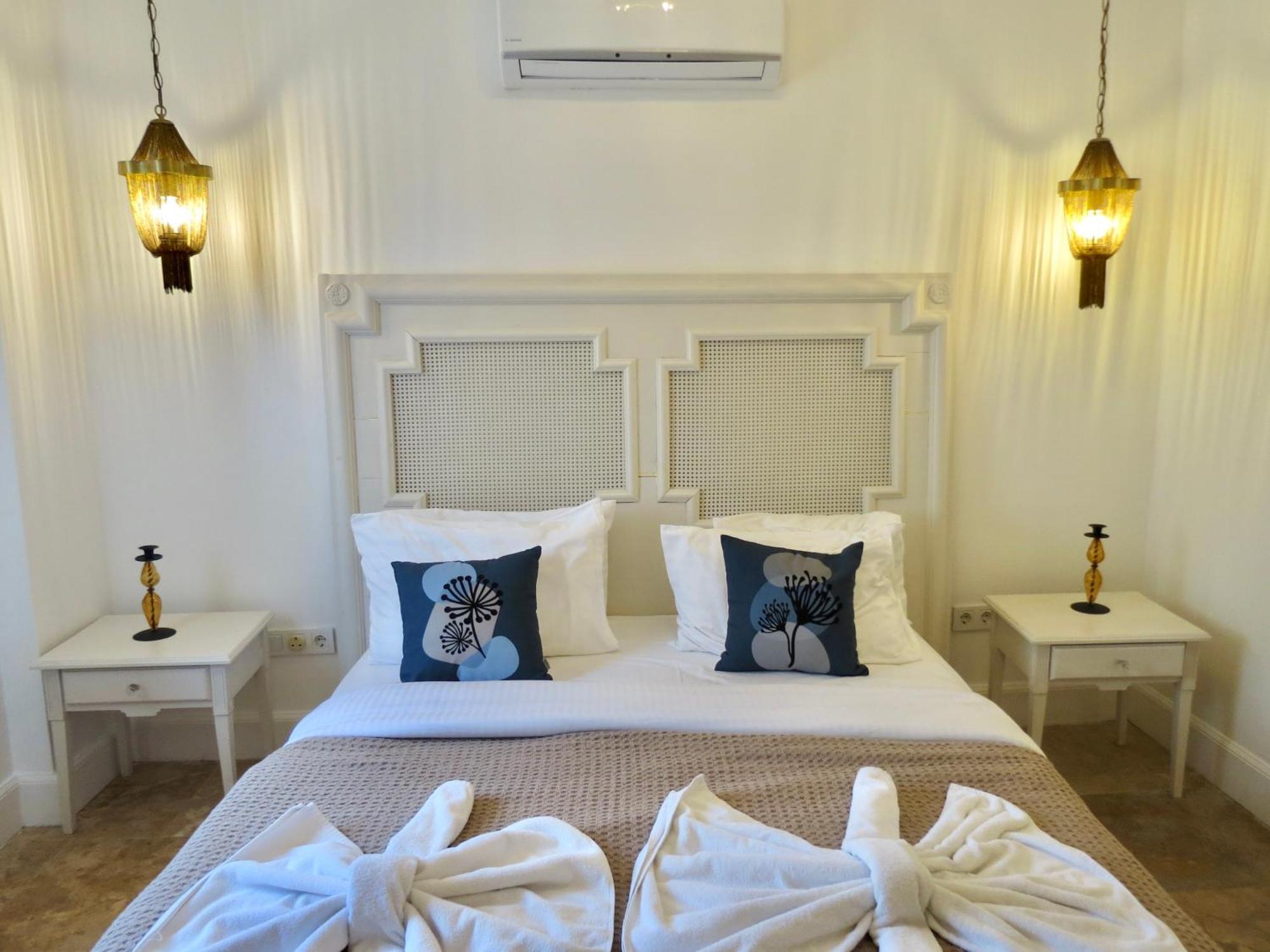 Fedora Otel อาเลอเจอติ ภายนอก รูปภาพ